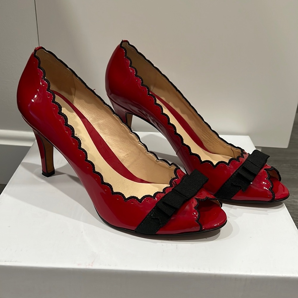 Arturo Chiang high heel pattern leather shoes, size 8